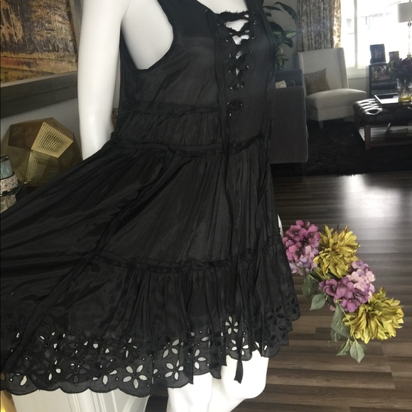 Hazel Dress - Picture 2 of 6